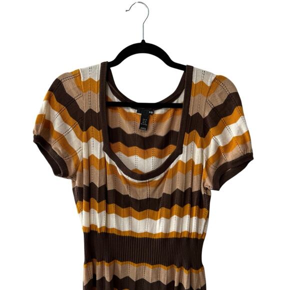 H&M Chevron Striped Short Sleeve Pointelle Knit Dress Brown Multicolor Size M - Picture 2 of 6